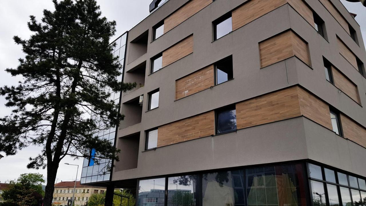 Victory Apartment Nikšić 外观 照片